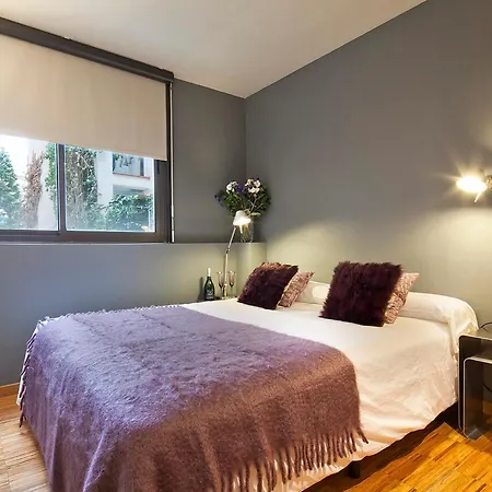Apartment My Space Emirates - Charming Duplex In Ideal For Families Or Friends Barcelona