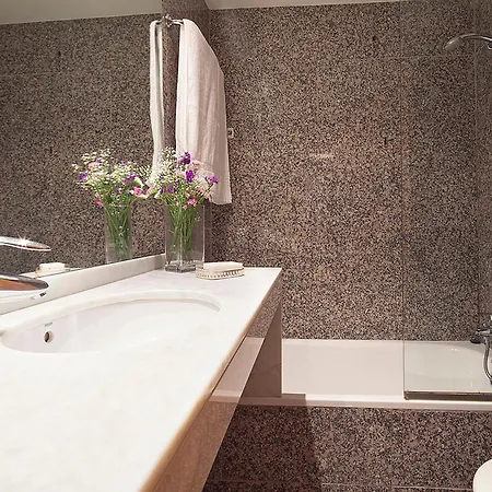 My Space Emirates - Charming Duplex In Ideal For Families Or Friends Apartment